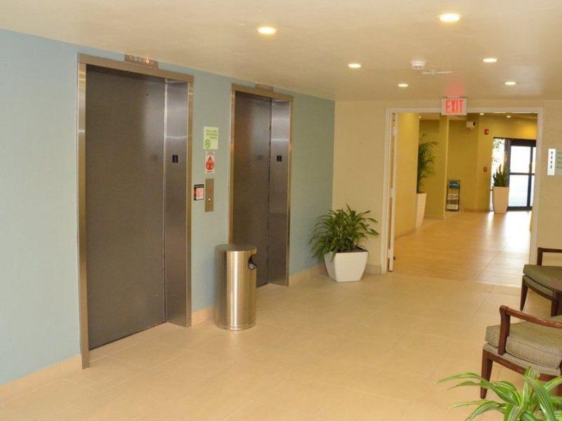 Holiday Inn - Fort Myers - Downtown Area By Ihg Esterno foto